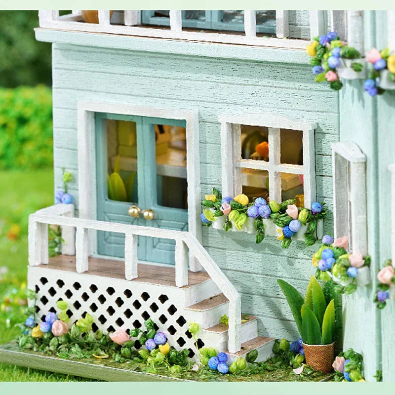 Warm House Miniature Shop name