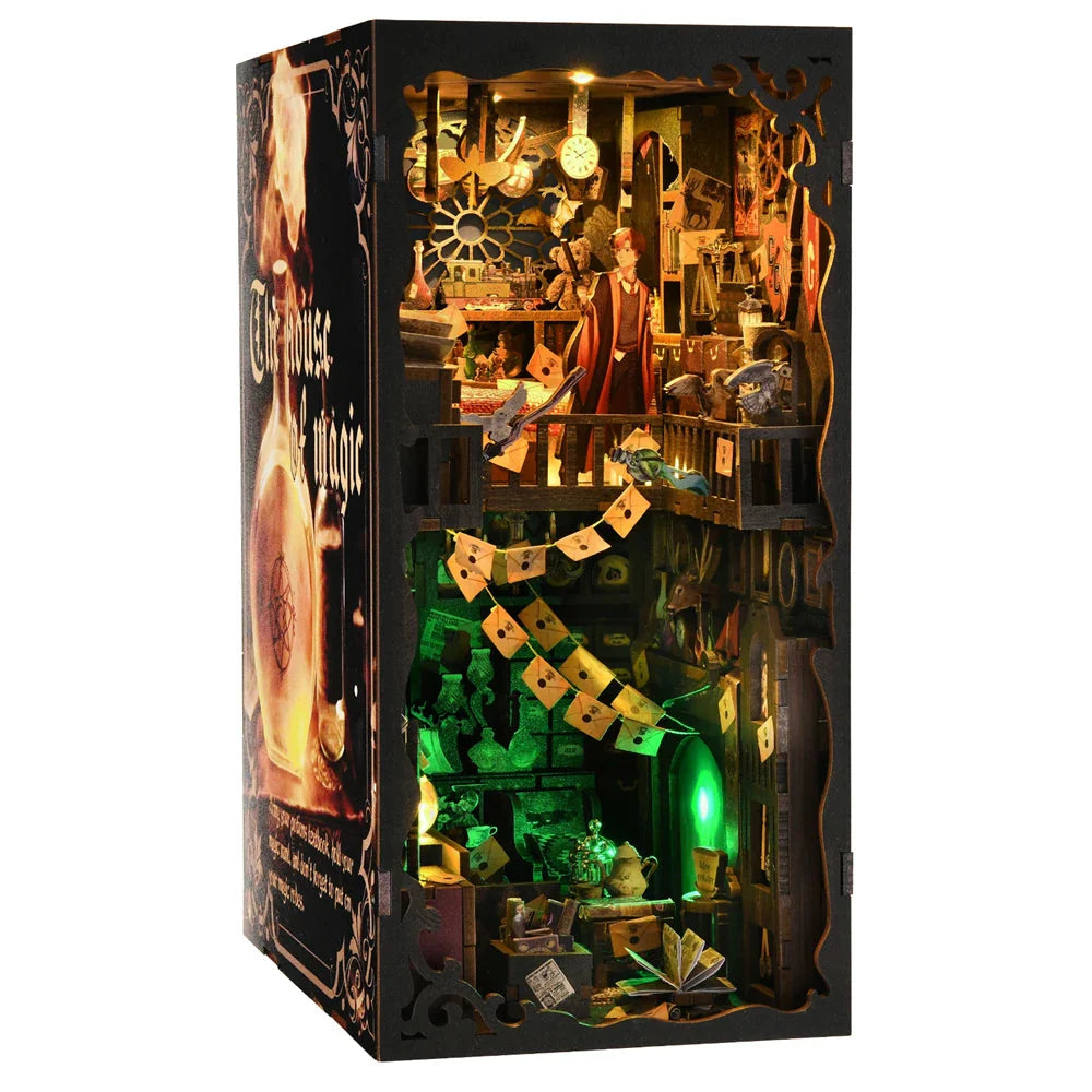 The House of Magic Book Nook Shop name